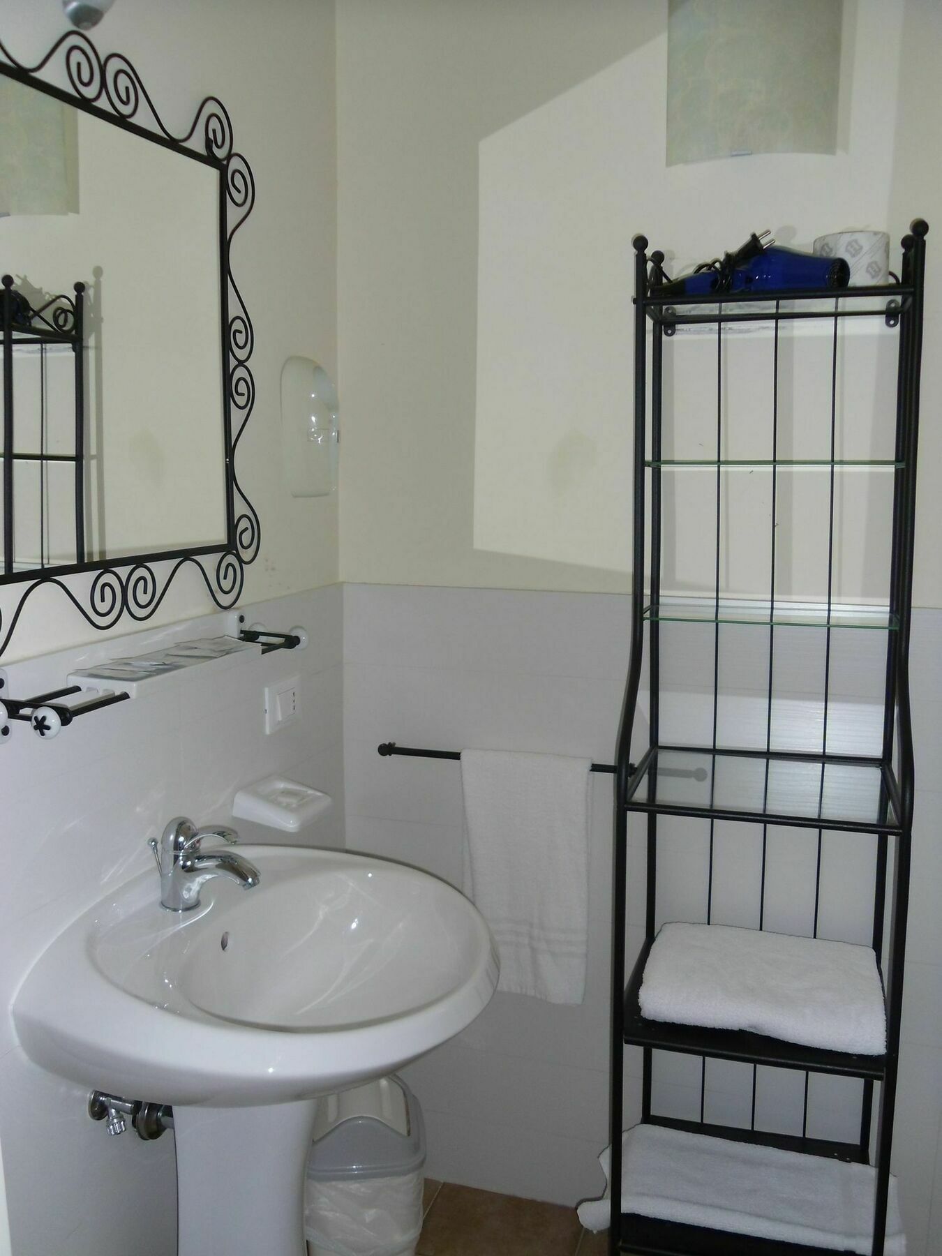 Luxardotel Affittacamere Roma